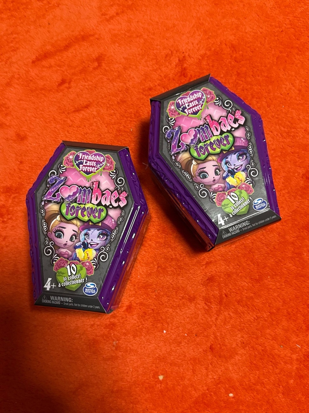 2 Zombaes forever blind boxes